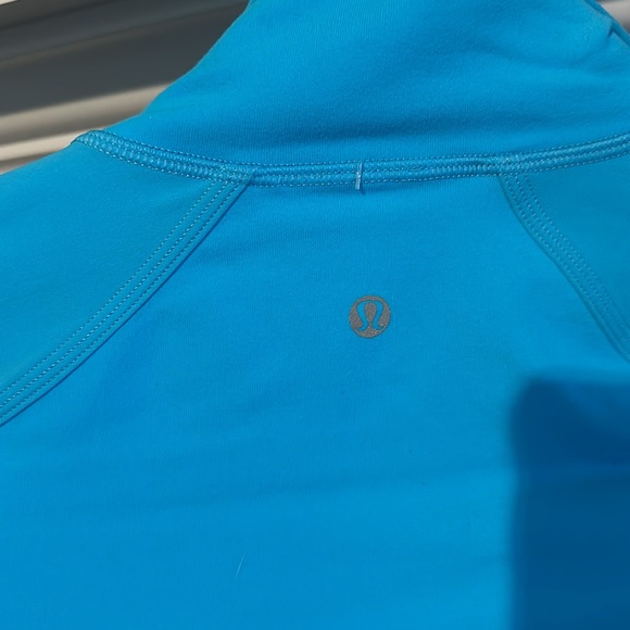 Lululemon, light blue jacket. Size 4. Missing tag. No stains/rips! - Picture 2 of 3